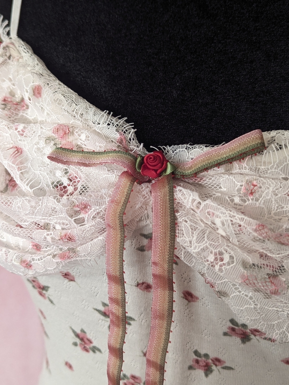 Lacemade Rosebud Lace Garden Mini Dress – XL - Picture 6 of 9